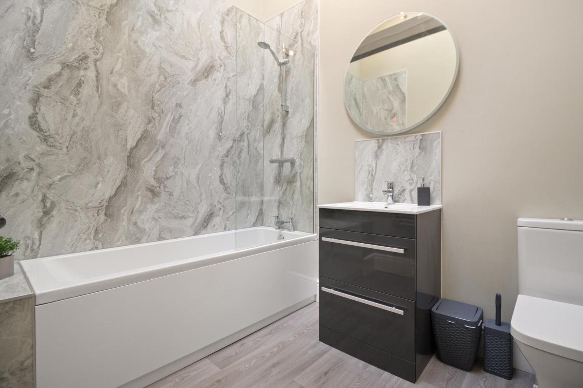 Whiskawaystays - Victoria House - Apartment 6 Вустер Экстерьер фото