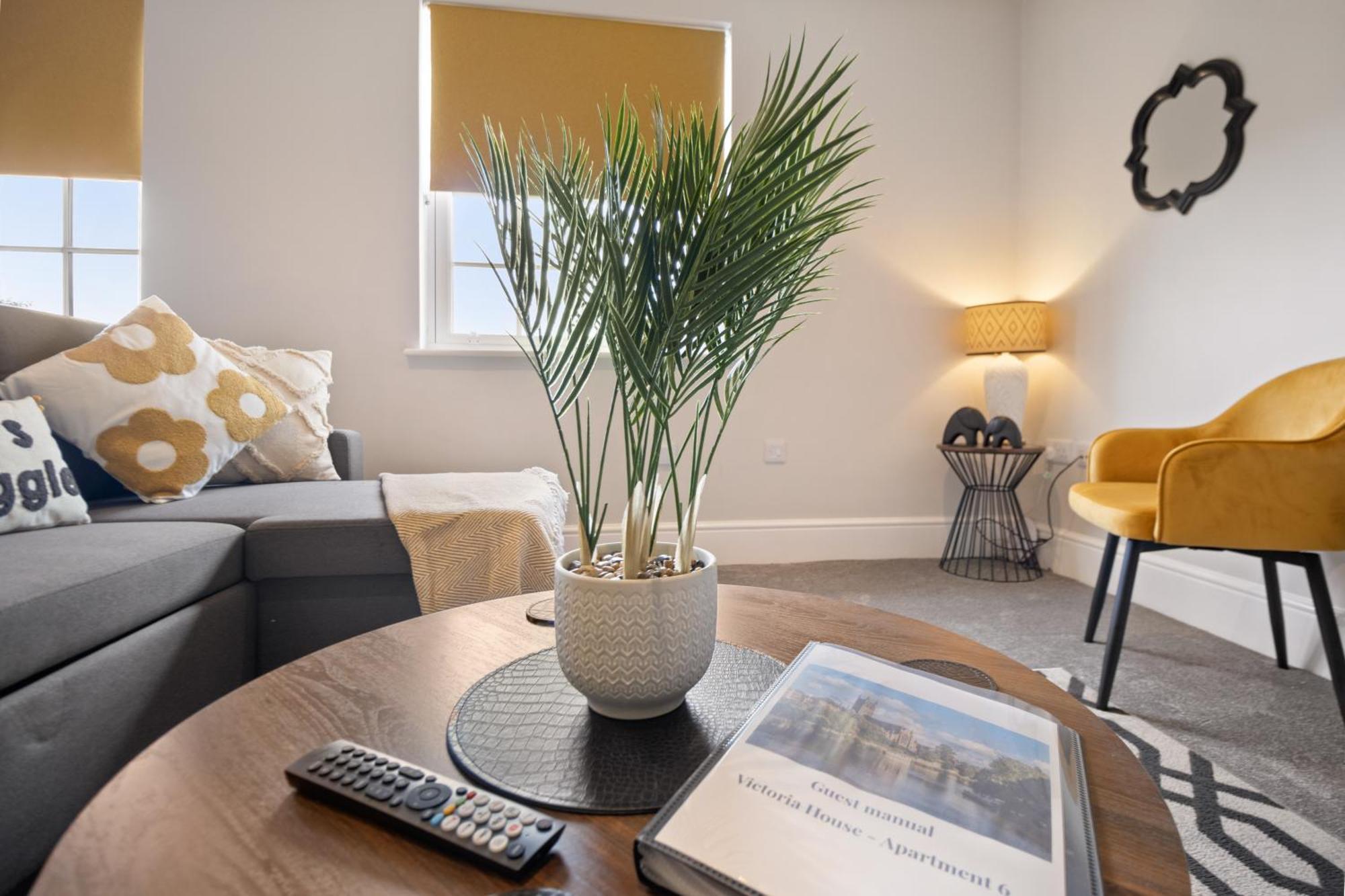 Whiskawaystays - Victoria House - Apartment 6 Вустер Экстерьер фото